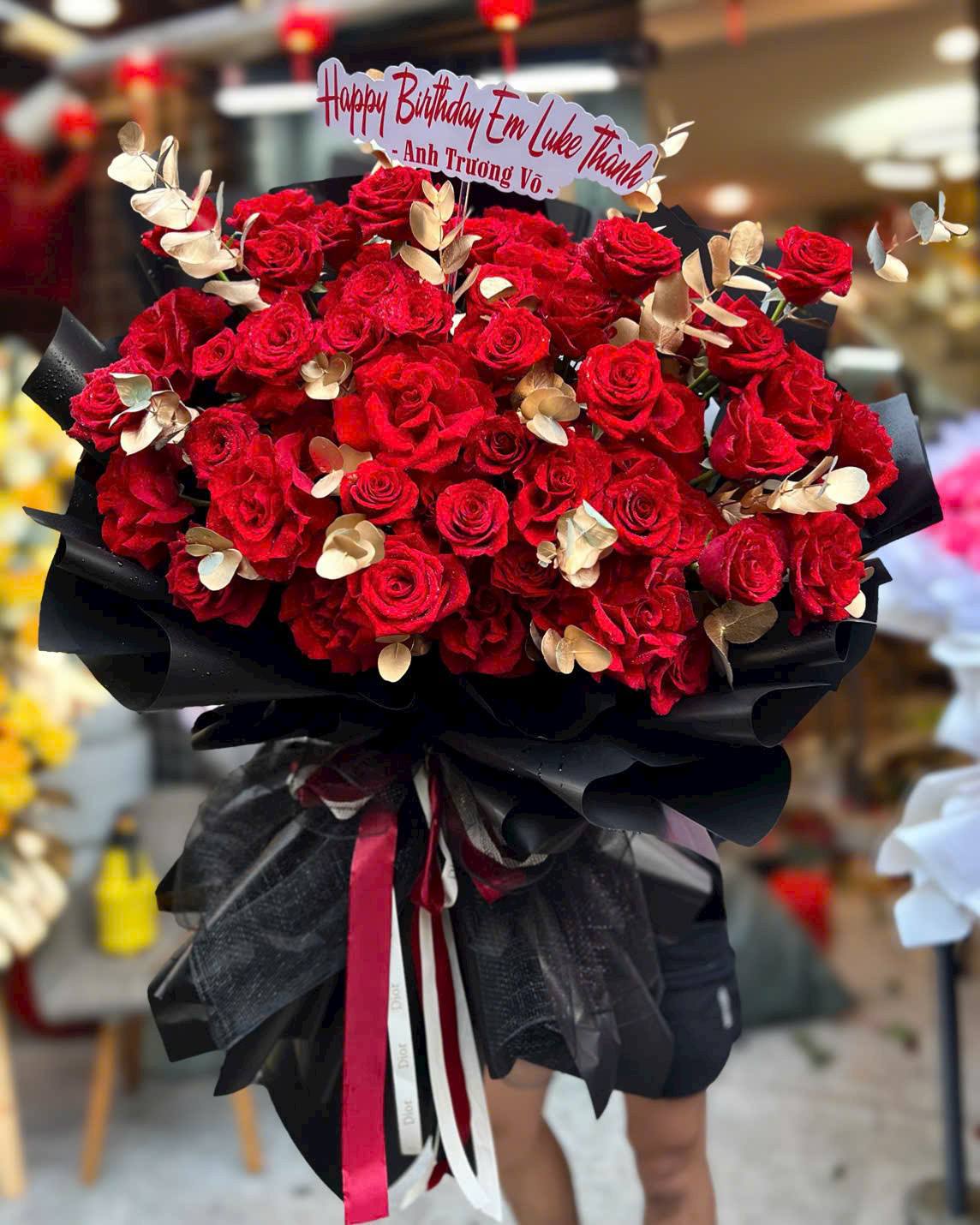 Bó Hoa Red Love Sang Trọng - CM8