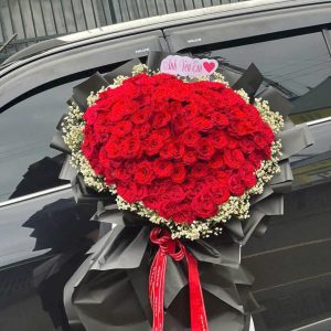 Bó Hoa Hồng Đỏ Love Story Chúc Mừng - CM9