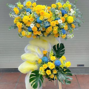 Kệ Hoa Chúc Mừng Tone Vàng Tao Nhã Hiện Đại - KH1