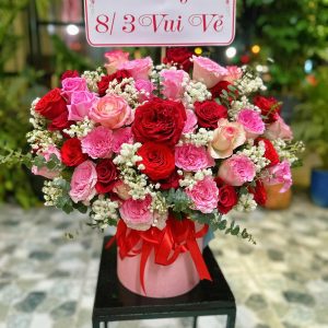 Giỏ Hoa Chúc Mừng Ngày Lễ – GH142