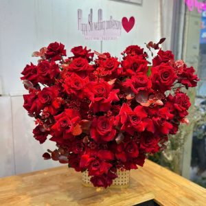 Giỏ Hoa Hồng Trái Tim Tặng Sinh Nhật Người Yêu – GH163