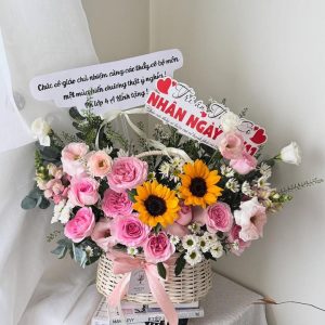 Giỏ Hoa Xinh Xắn Tặng Người Mình Yêu – GH58