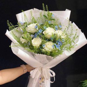 Bó Hoa Hồng Trắng Tinh Khôi - CM71