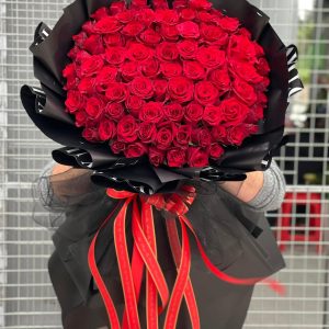 Bó Hoa Hồng Đỏ Tình Yêu Mãnh Liệt – CM187