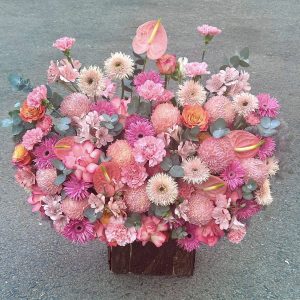 Giỏ Hoa Mix Hồng Môn Kiêu Sa– GH144