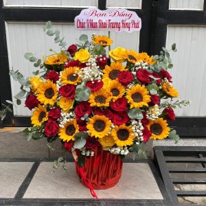 Giỏ Hoa Hướng Dương Mix Hồng Đỏ Rực Rỡ May Mắn – GH95