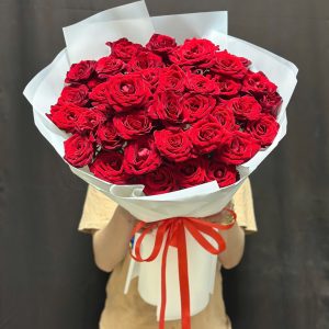 Bó Hoa Hồng Đỏ Tươi Sáng Lãng Mạn – CM164