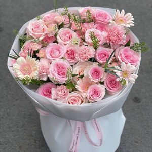 Bó Hoa Hồng Pastel Mừng Sinh Nhật - CM122