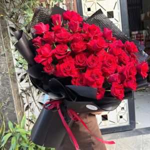 Bó Hoa Hồng Đỏ Hoàng Gia – CM251