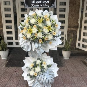 Kệ Hoa Tang Tone Trắng Kem Sang Trọng – HT136