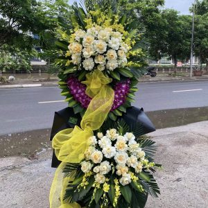 Kệ Hoa Tang Tone Vàng Kem Thanh Nhã – HT149