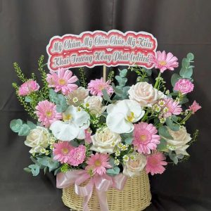 Giỏ Hoa Hồng Nhạt Nhẹ Nhàng - GH173