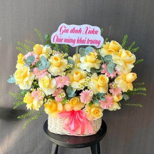 Giỏ Hoa Chúc Mừng Rực Rỡ May Mắn - GH174